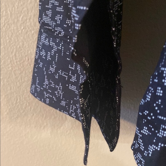 Black and White Patterned blouse - Picture 2 of 6